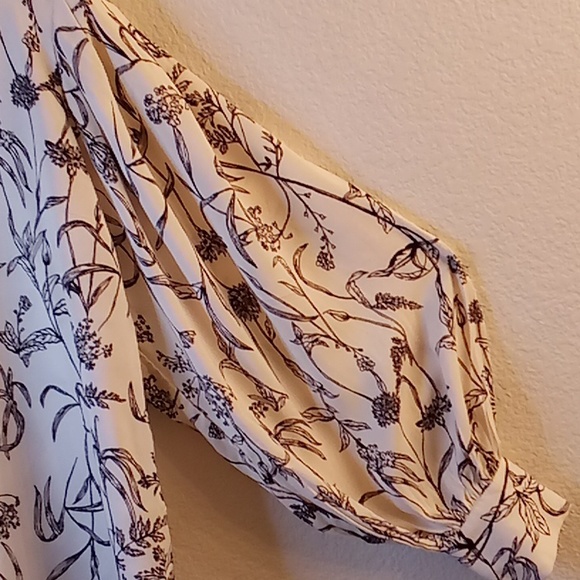 NEW Philosophy Republic Clothing Modest Cottagecore Size S Floral Cream-Black B4 - Picture 5 of 10